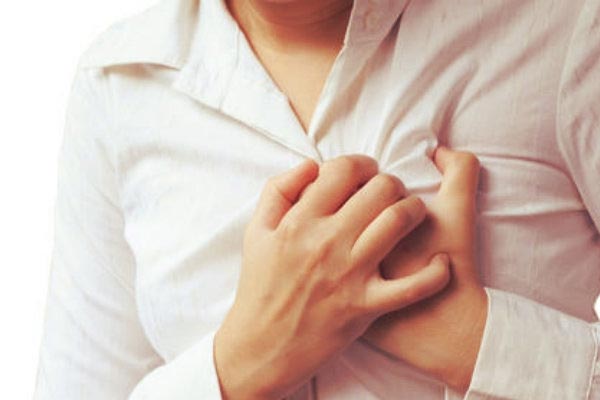 fibromyalgia and chest pain