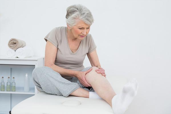 Fibromyalgia Joint Pains are often confused with Arthritis